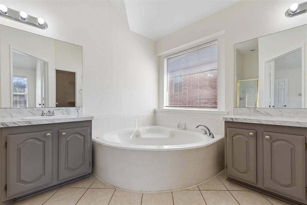 Primary Ensuite Bathroom