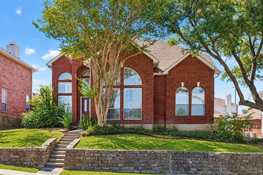 Property photo for 1604 Bennington Drive, Carrollton, TX