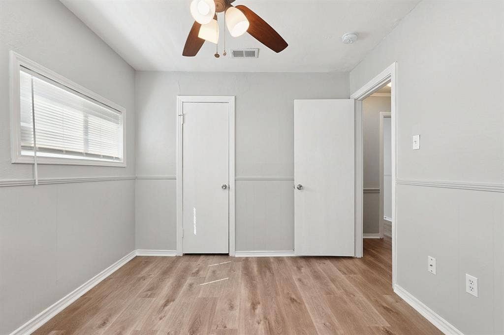 110 N Redford Lane, White Settlement, TX 76108
