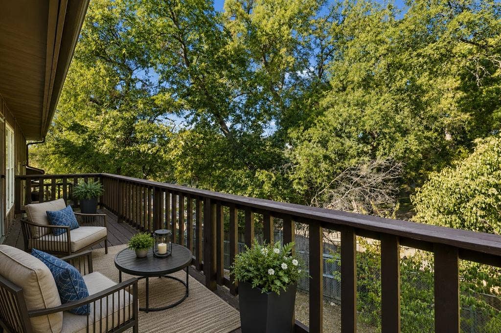 6032 Westridge Lane, #212, Fort Worth, TX 76116 Balcony—Virtually Staged