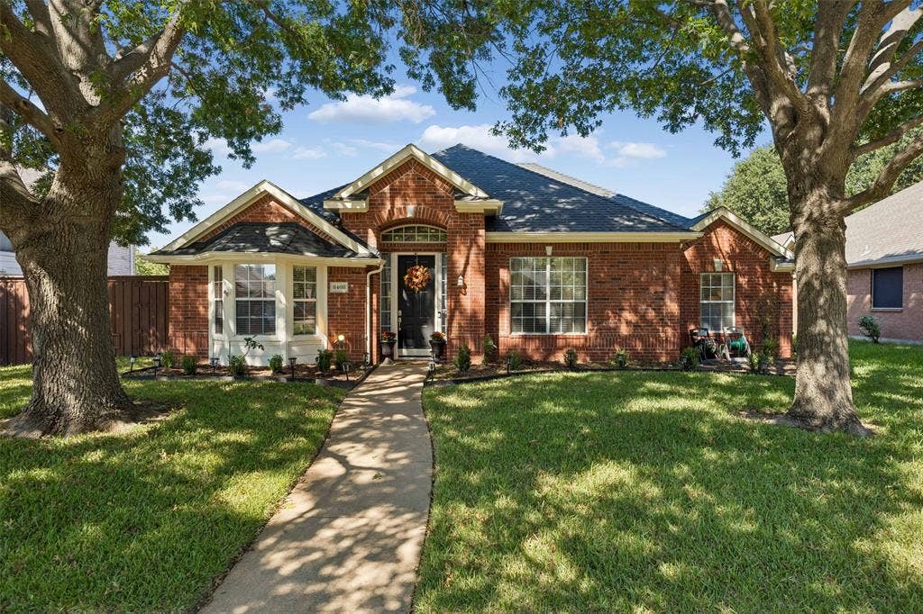 8408 Prescott Circle, Frisco, TX 75033 Welcome Home!