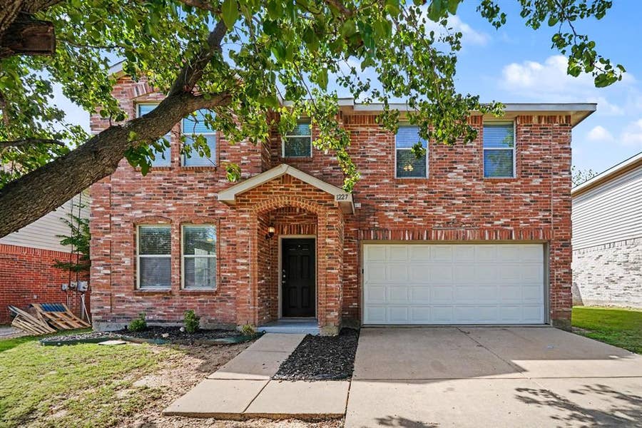 Property photo for 1227 Scarlet Sage Parkway, Burleson, TX