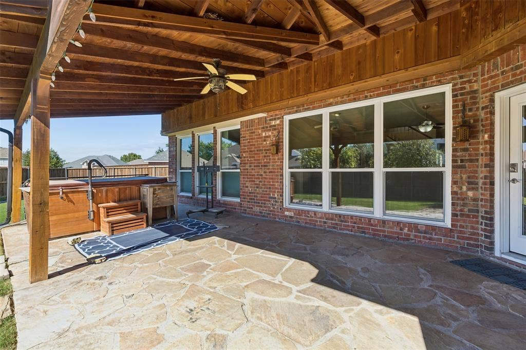 8410 Lexington Court, Rowlett, TX 75089 8410 Lexington Court, Rowlett, TX 75089