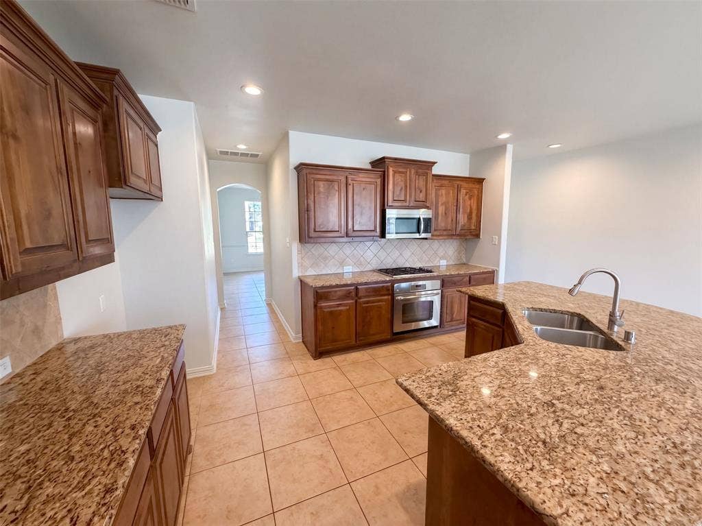 1617 Fallingwater Trail, Haslet, TX 76052 1617 Fallingwater Trail, Haslet, TX 76052