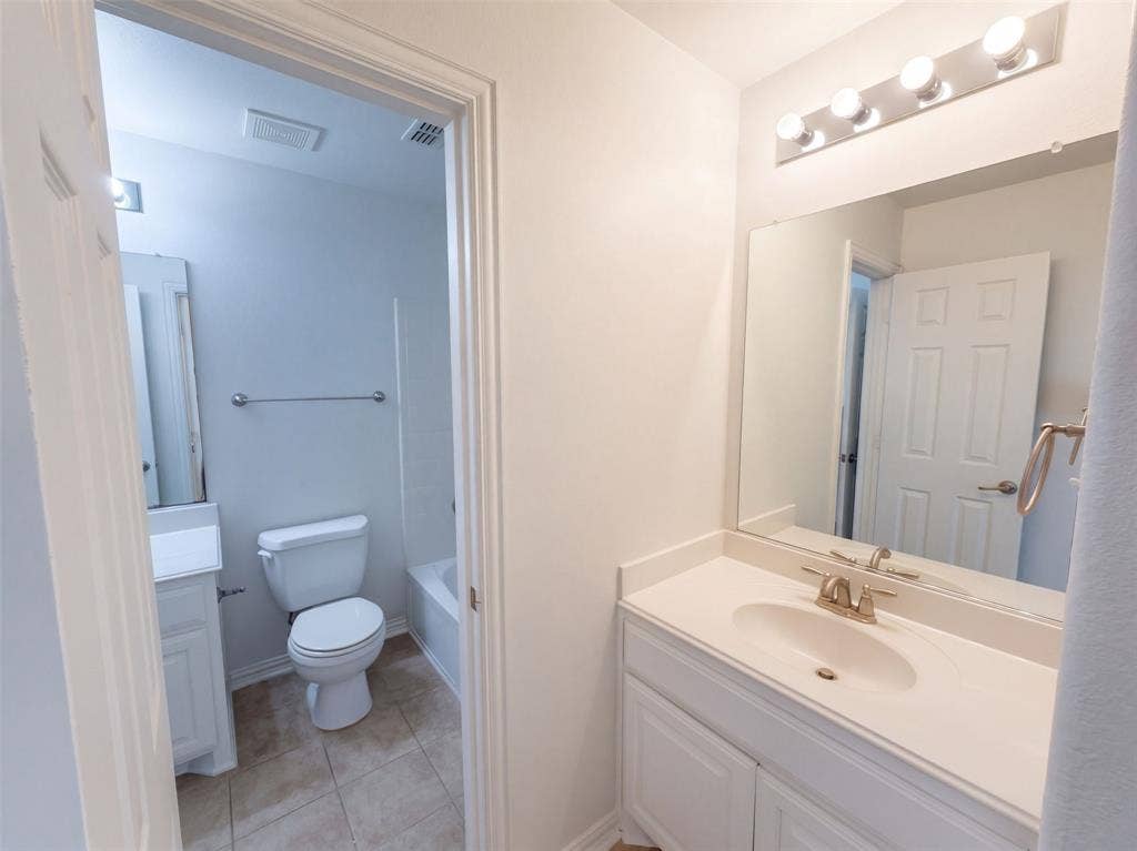 1617 Fallingwater Trail, Haslet, TX 76052 1617 Fallingwater Trail, Haslet, TX 76052