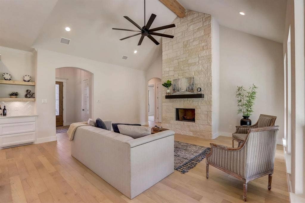 1007 Meadow Wood Terrace, Azle, TX 76020 1007 Meadow Wood Terrace, Azle, TX 76020