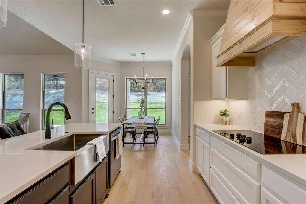 1007 Meadow Wood Terrace, Azle, TX 76020 1007 Meadow Wood Terrace, Azle, TX 76020