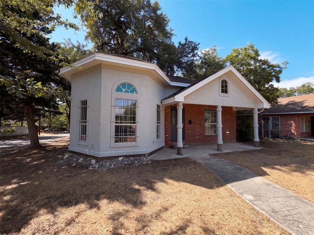 1322 E Waco Avenue, Dallas, TX 75216 1322 E Waco Avenue, Dallas, TX 75216