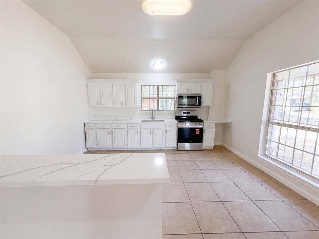 1322 E Waco Avenue, Dallas, TX 75216 1322 E Waco Avenue, Dallas, TX 75216