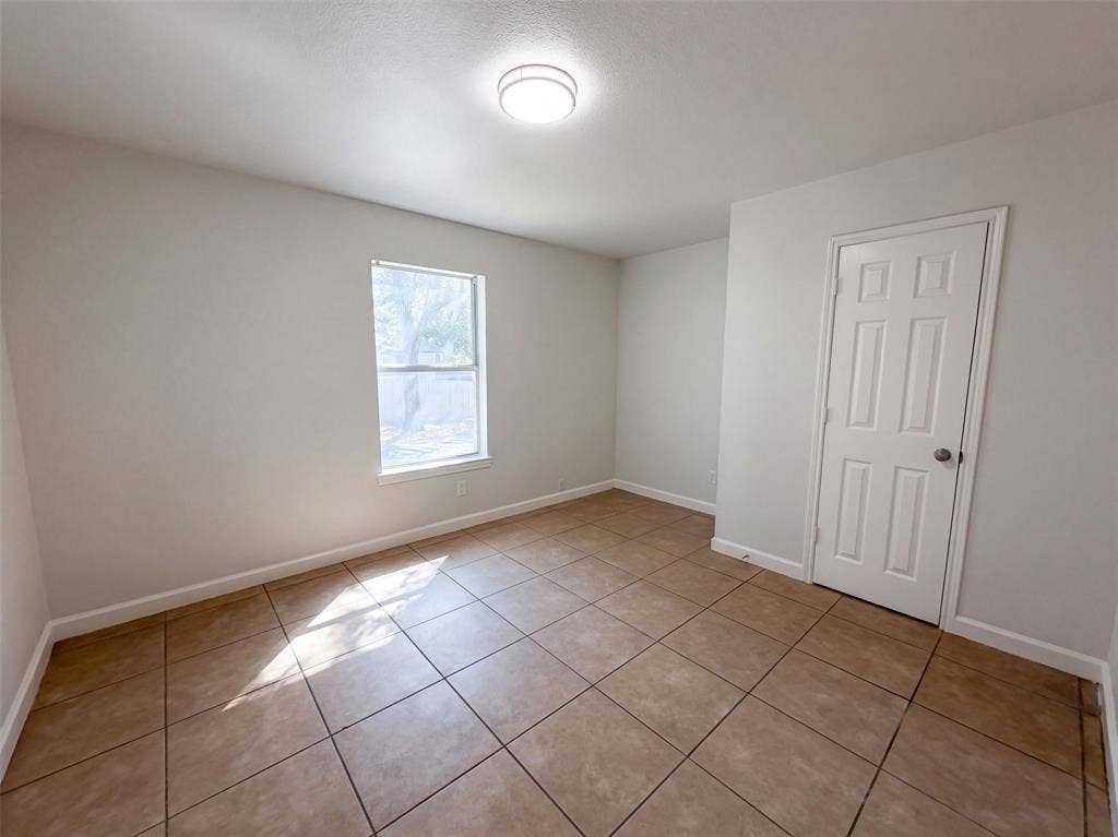 1322 E Waco Avenue, Dallas, TX 75216 1322 E Waco Avenue, Dallas, TX 75216