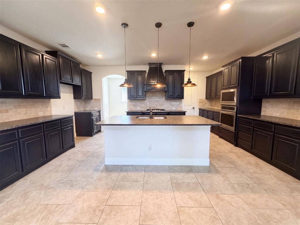 10832 Frost Place, McKinney, TX 75071 10832 Frost Place, McKinney, TX 75071