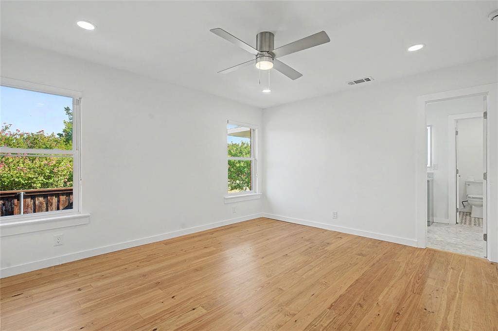 103 S Plymouth Road, Dallas, TX 75211 103 S Plymouth Road, Dallas, TX 75211