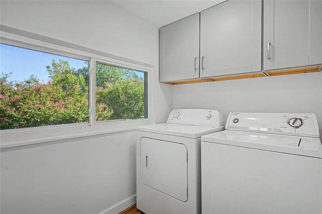 103 S Plymouth Road, Dallas, TX 75211 103 S Plymouth Road, Dallas, TX 75211
