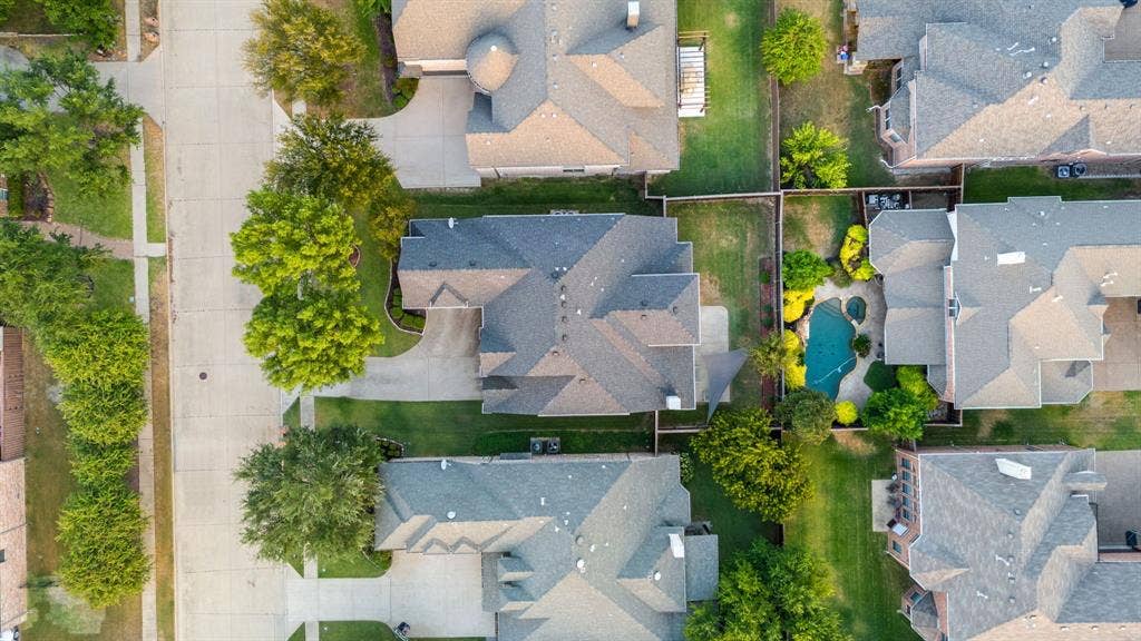 15605 Crown Cove Lane, Frisco, TX 75035