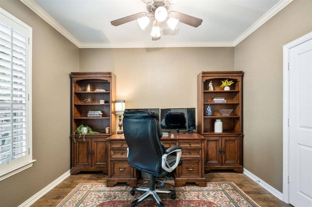 dedicated office or could convert to an additonal living space
