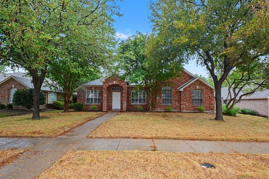 8412 Indianola Drive, Frisco, TX 75033 8412 Indianola Drive, Frisco, TX 75033