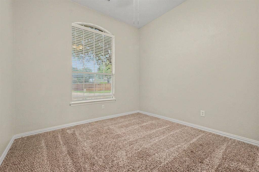8412 Indianola Drive, Frisco, TX 75033 8412 Indianola Drive, Frisco, TX 75033