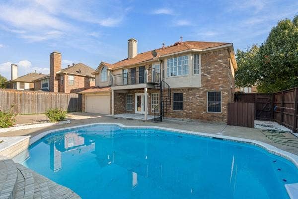 220 Cove Drive, Coppell, TX 75019 220 Cove Drive, Coppell, TX 75019