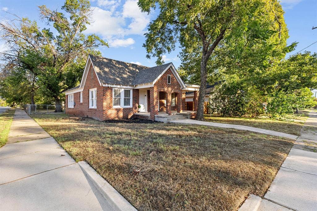 3327 Morrow Avenue, Waco, TX 76707