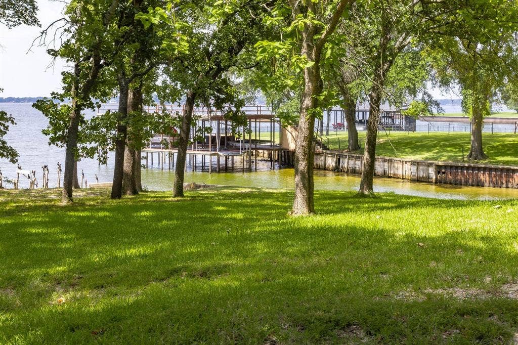 6851 Double Bridge Road, Mabank, TX 75156 6851 Double Bridge Road, Mabank, TX 75156