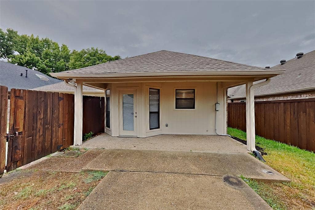 1100 Pin Oak Lane, Allen, TX 75002 1100 Pin Oak Lane, Allen, TX 75002