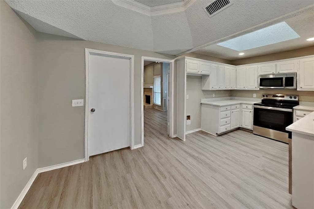 1100 Pin Oak Lane, Allen, TX 75002 1100 Pin Oak Lane, Allen, TX 75002