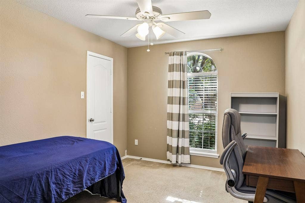 705 Mcalpin Road, Midlothian, TX 76065