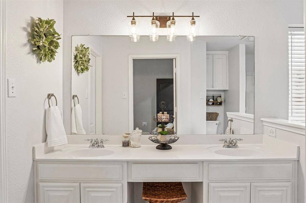 705 Mcalpin Road, Midlothian, TX 76065