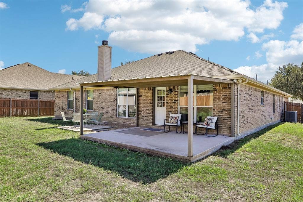 705 Mcalpin Road, Midlothian, TX 76065