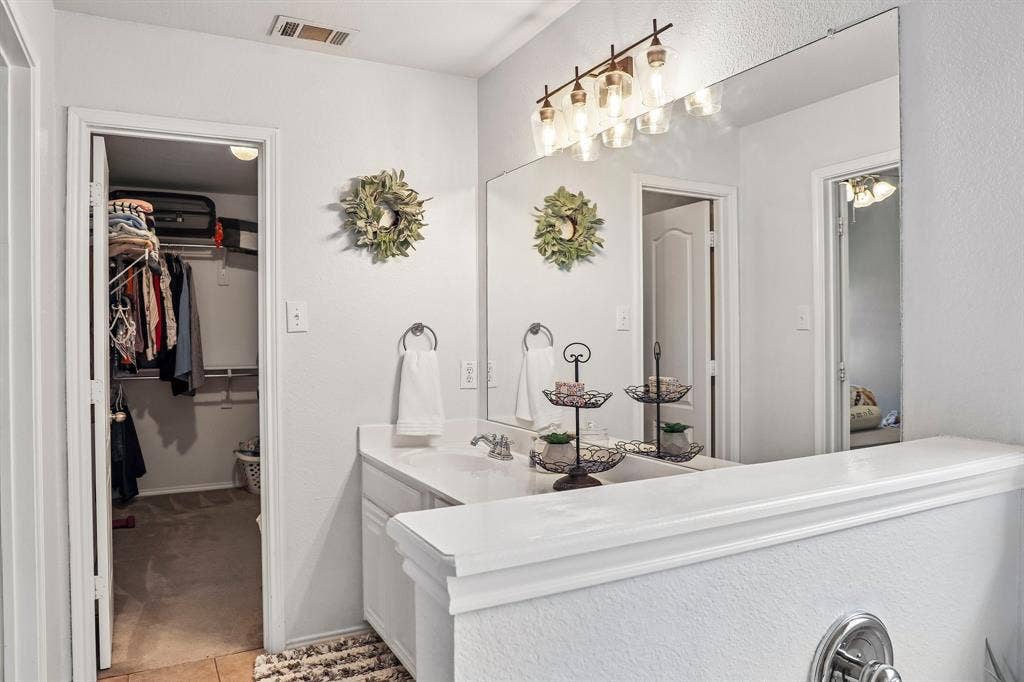 705 Mcalpin Road, Midlothian, TX 76065