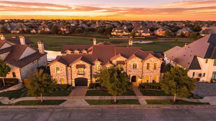 Property photo for 1105 Excalibur Boulevard, Lewisville, TX