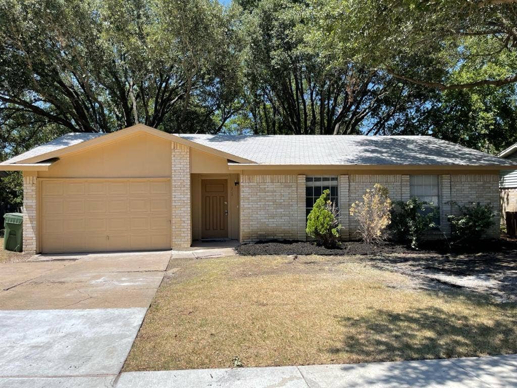 1517 VANDERBILT Drive, Arlington, TX 76014 1517 VANDERBILT Drive, Arlington, TX 76014