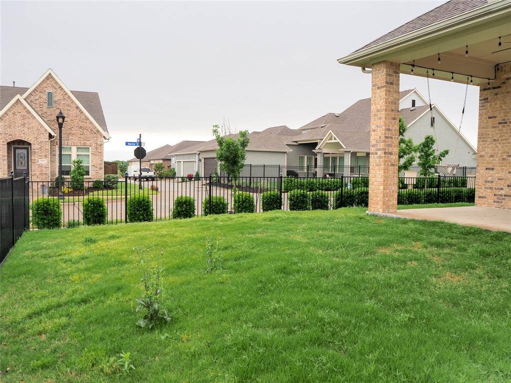 6316 Abercorn Drive, Rowlett, TX 75089 6316 Abercorn Drive, Rowlett, TX 75089