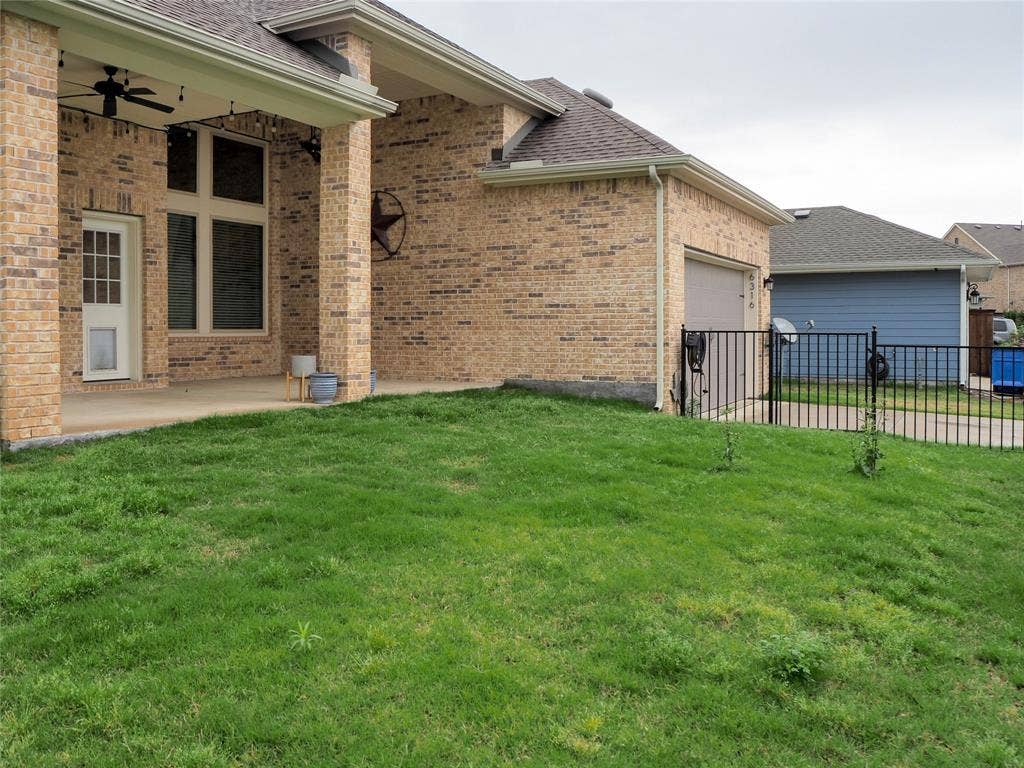 6316 Abercorn Drive, Rowlett, TX 75089 6316 Abercorn Drive, Rowlett, TX 75089