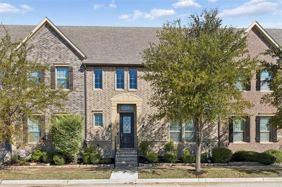 Property photo for 8209 Main Street, North Richland Hills, TX