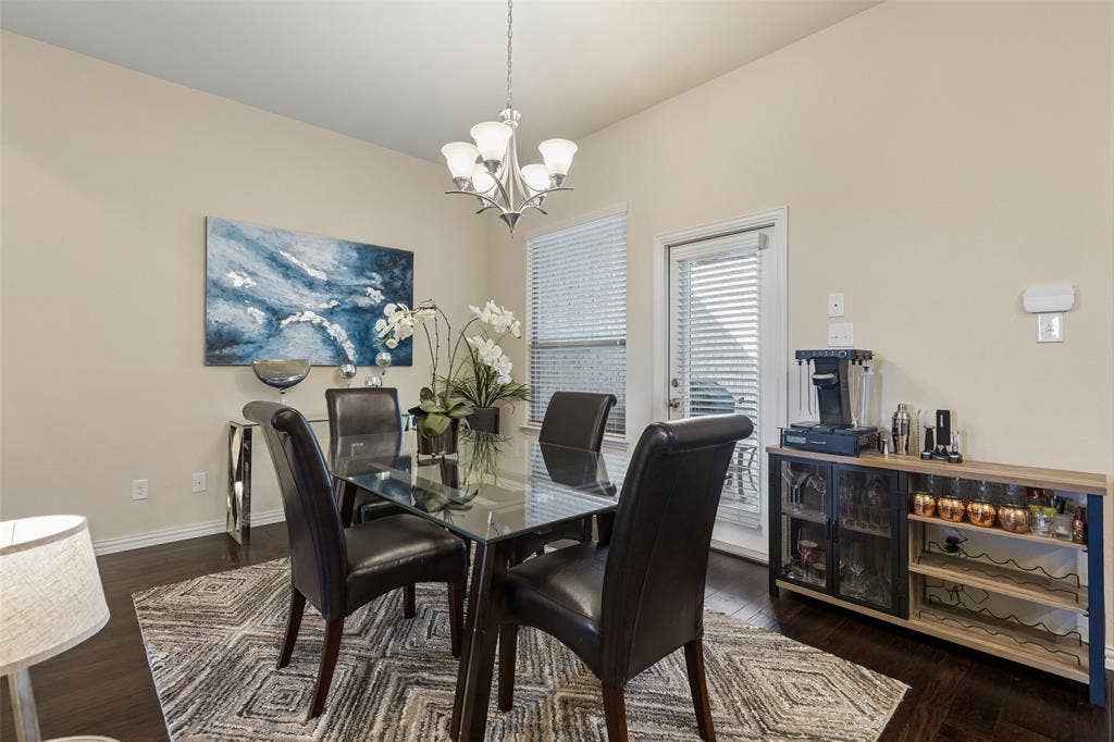 8209 Main Street, North Richland Hills, TX 76182
