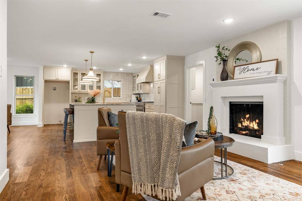 9339 Springwater Drive, Dallas, TX 75228 9339 Springwater Drive, Dallas, TX 75228