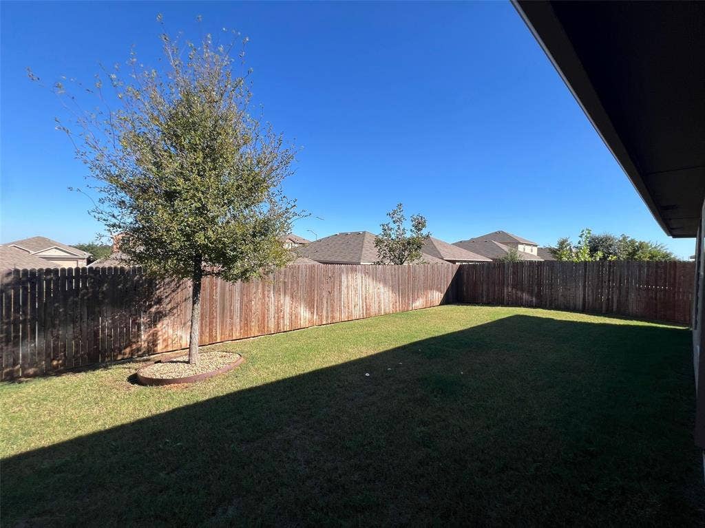 609 Buzzard Lake Trail, Fort Worth, TX 76120 609 Buzzard Lake Trail, Fort Worth, TX 76120
