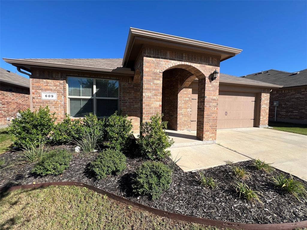 609 Buzzard Lake Trail, Fort Worth, TX 76120 609 Buzzard Lake Trail, Fort Worth, TX 76120