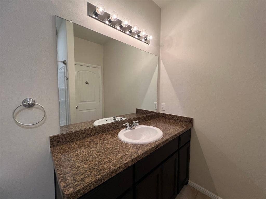 609 Buzzard Lake Trail, Fort Worth, TX 76120 609 Buzzard Lake Trail, Fort Worth, TX 76120