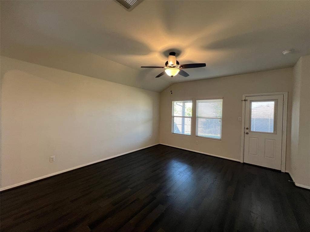 609 Buzzard Lake Trail, Fort Worth, TX 76120 609 Buzzard Lake Trail, Fort Worth, TX 76120