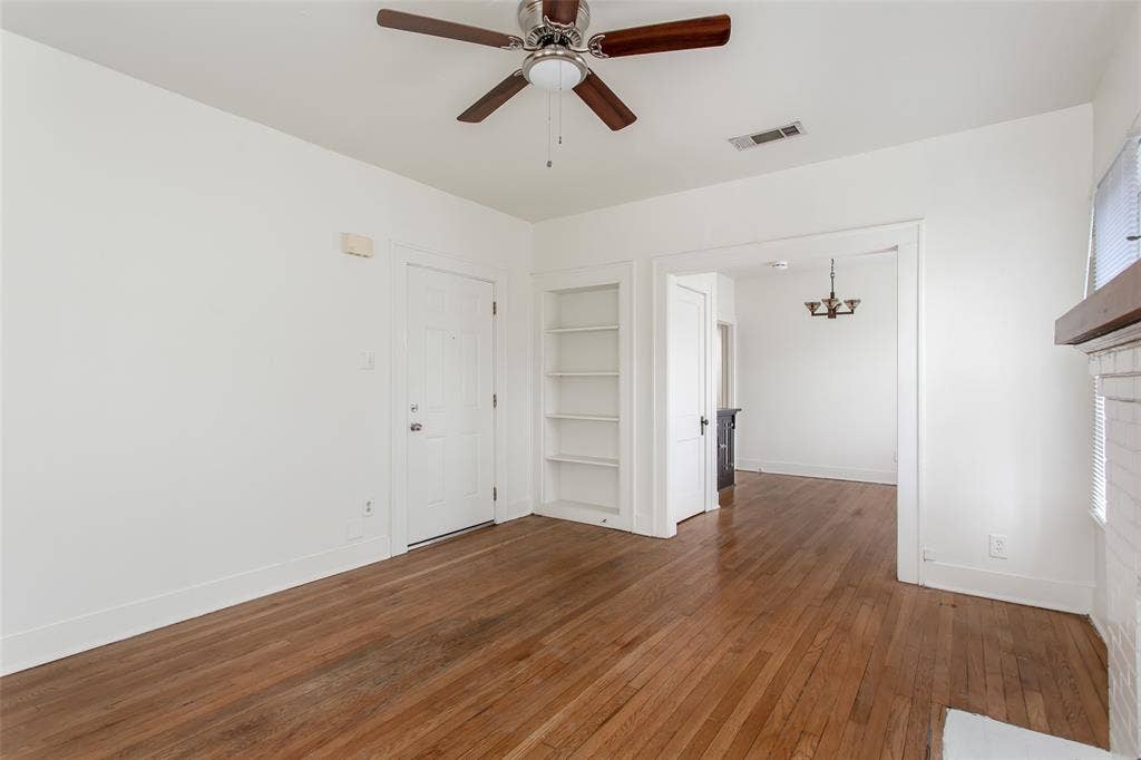 4807.5 Reiger Avenue, Dallas, TX 75246 4807.5 Reiger Avenue, Dallas, TX 75246