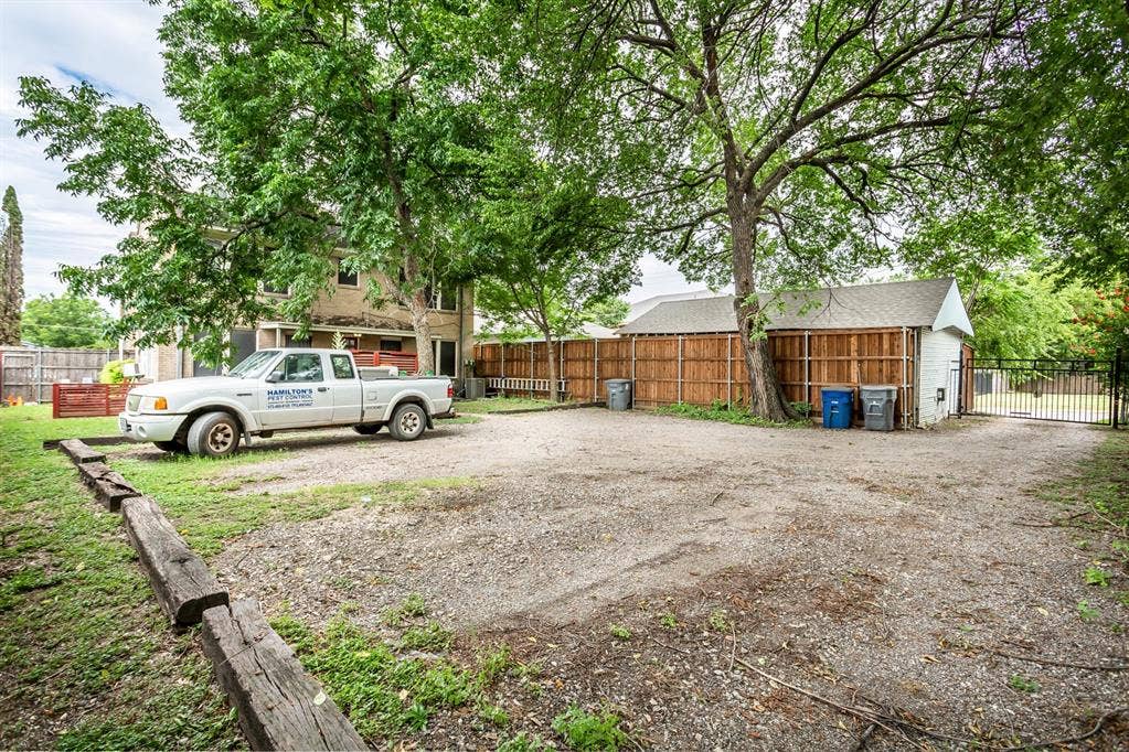 4807.5 Reiger Avenue, Dallas, TX 75246 4807.5 Reiger Avenue, Dallas, TX 75246