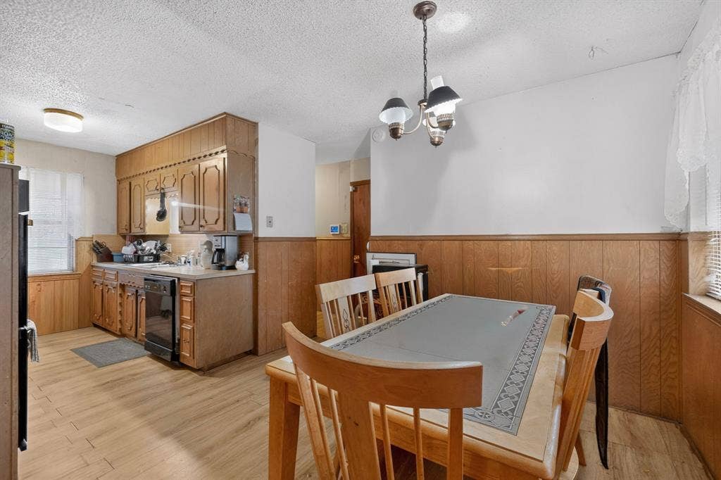 2718 Mossglen Drive, Dallas, TX 75227 2718 Mossglen Drive, Dallas, TX 75227