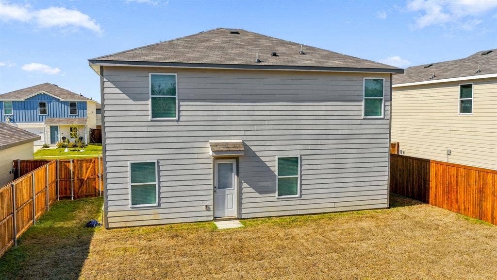 832 Eagles Nest Drive, Cleburne, TX 76031