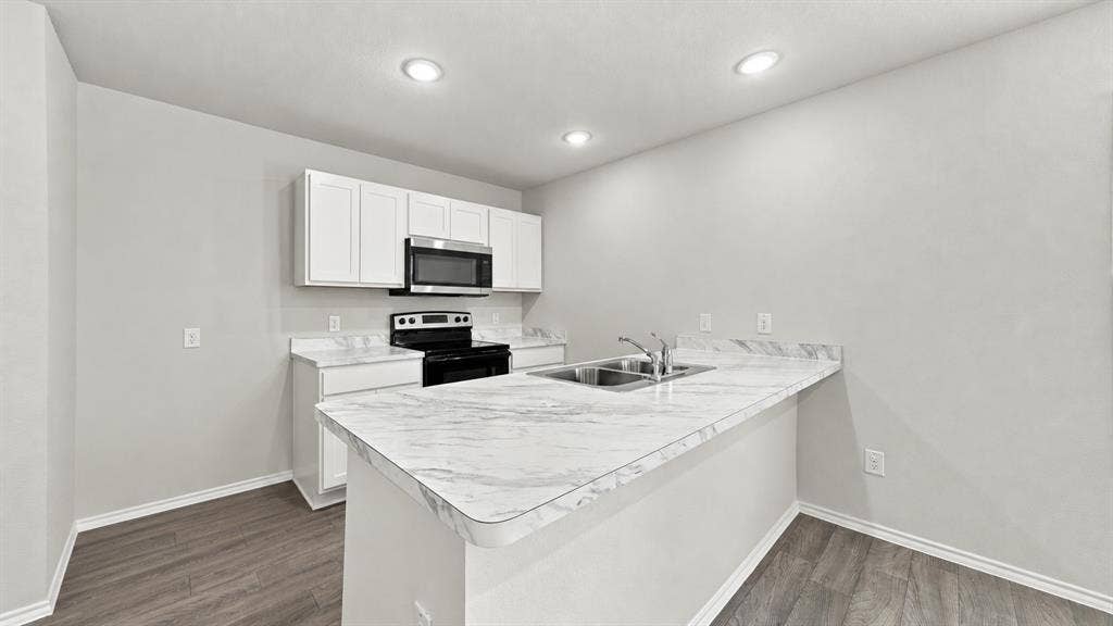 832 Eagles Nest Drive, Cleburne, TX 76031