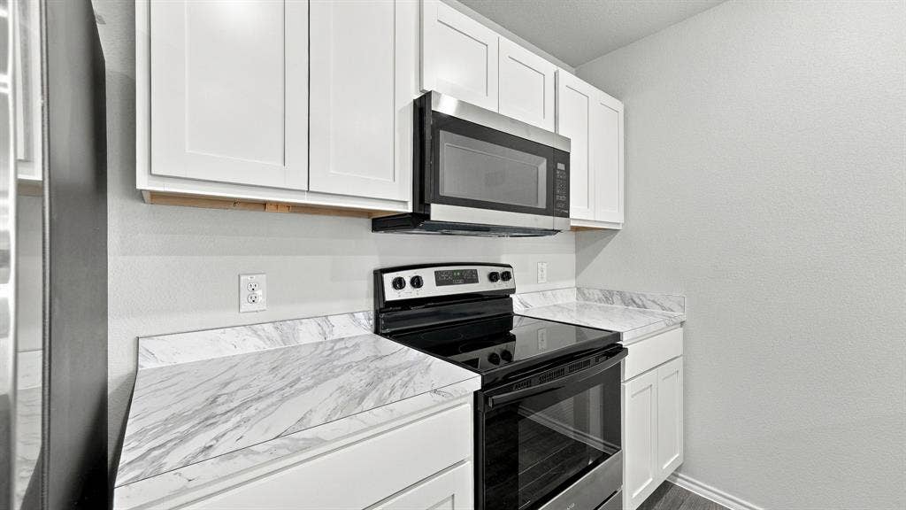 832 Eagles Nest Drive, Cleburne, TX 76031