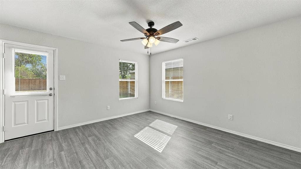 832 Eagles Nest Drive, Cleburne, TX 76031