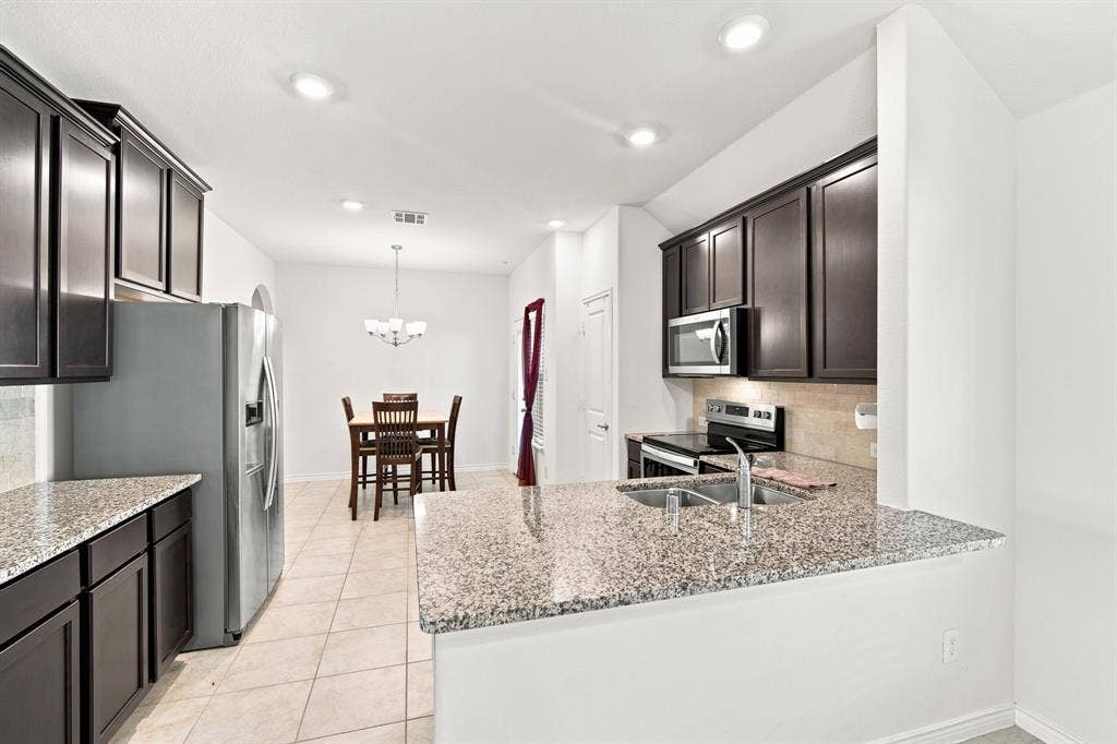 126 Redding Lane, Red Oak, TX 75154 126 Redding Lane, Red Oak, TX 75154