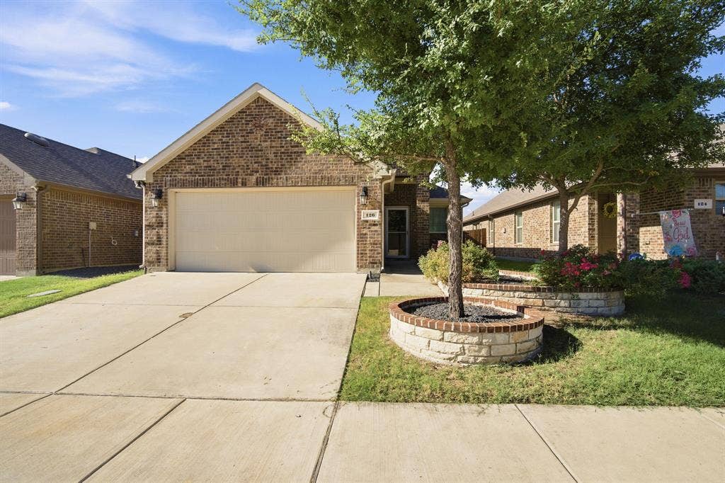 126 Redding Lane, Red Oak, TX 75154 126 Redding Lane, Red Oak, TX 75154